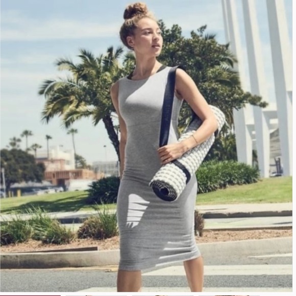 Athleta Dresses & Skirts - NWOT Athleta dress stretch gray bra